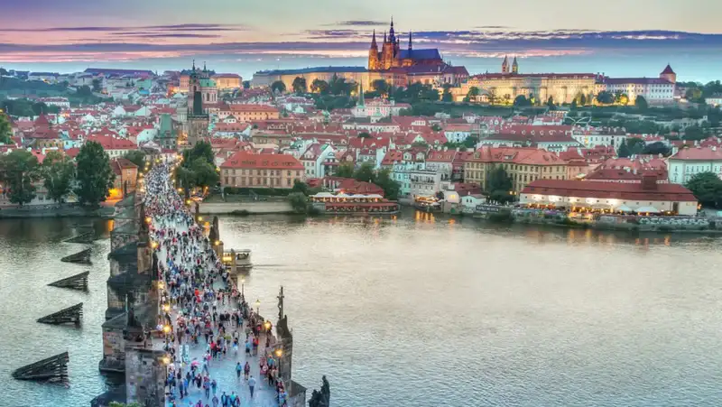 What not to Miss when Visiting Prague featured image.